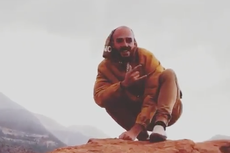 Brian Laundrie left home without cellphone and wallet, family friend says