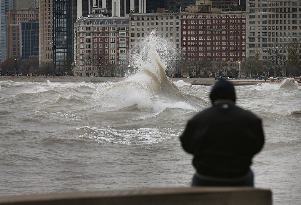Bizarre 16-foot waves forecast for Lake Michigan near Chicago as extreme storm hits Midwest