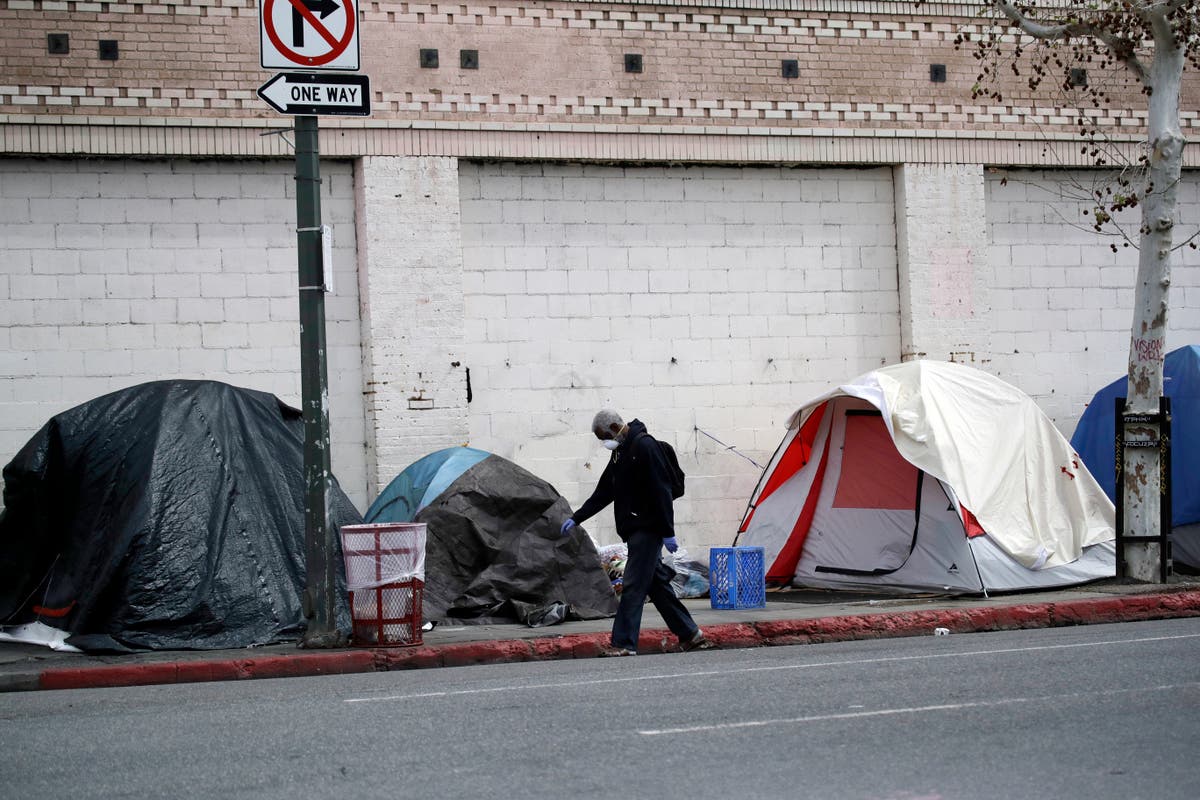 US court order to house LA Skid Row homeless overturned | The Independent