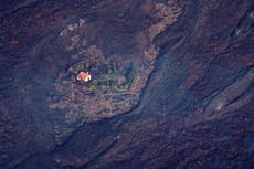 Canary Islands ‘miracle house’ somehow survives huge lava flow