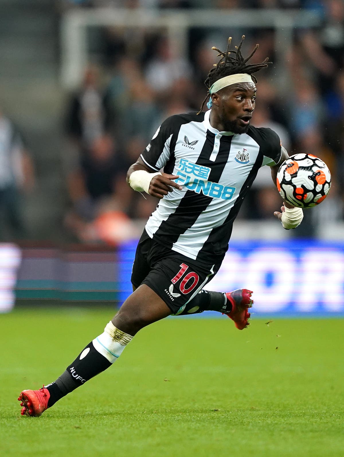 Steve Bruce: Losing Allan Saint-Maximin is not an option for Newcastle