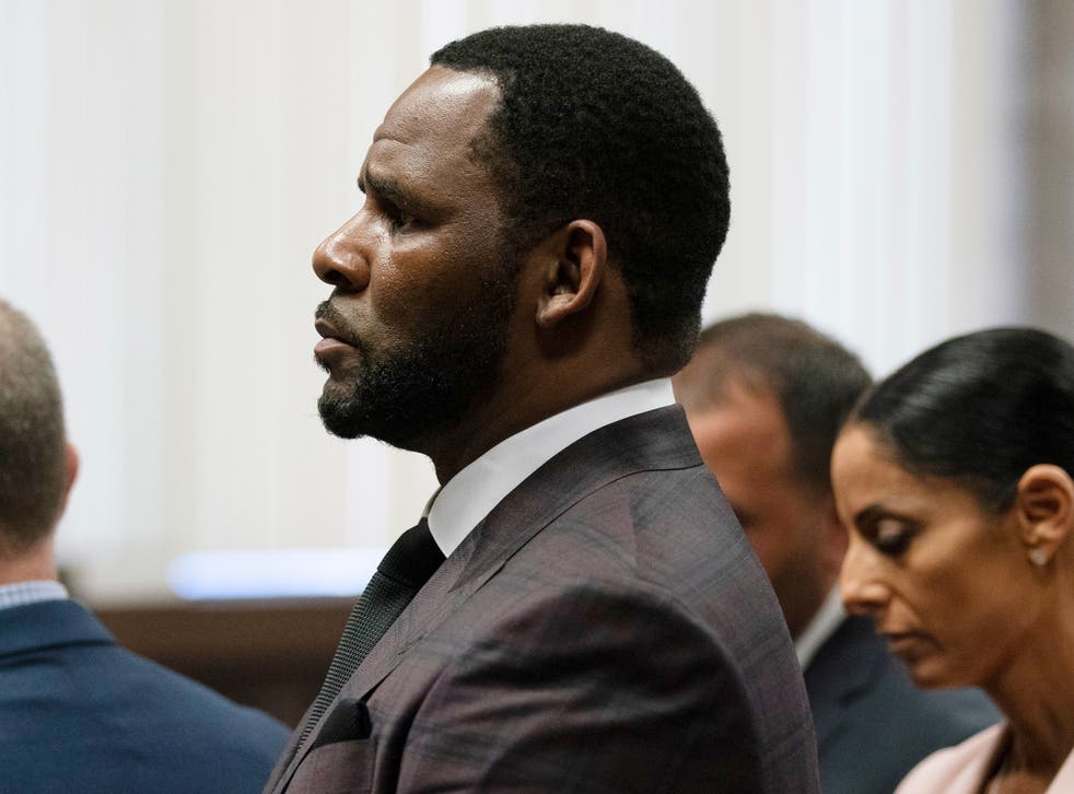 R Kelly jury begins deliberations in racketeering and sex trafficking ...