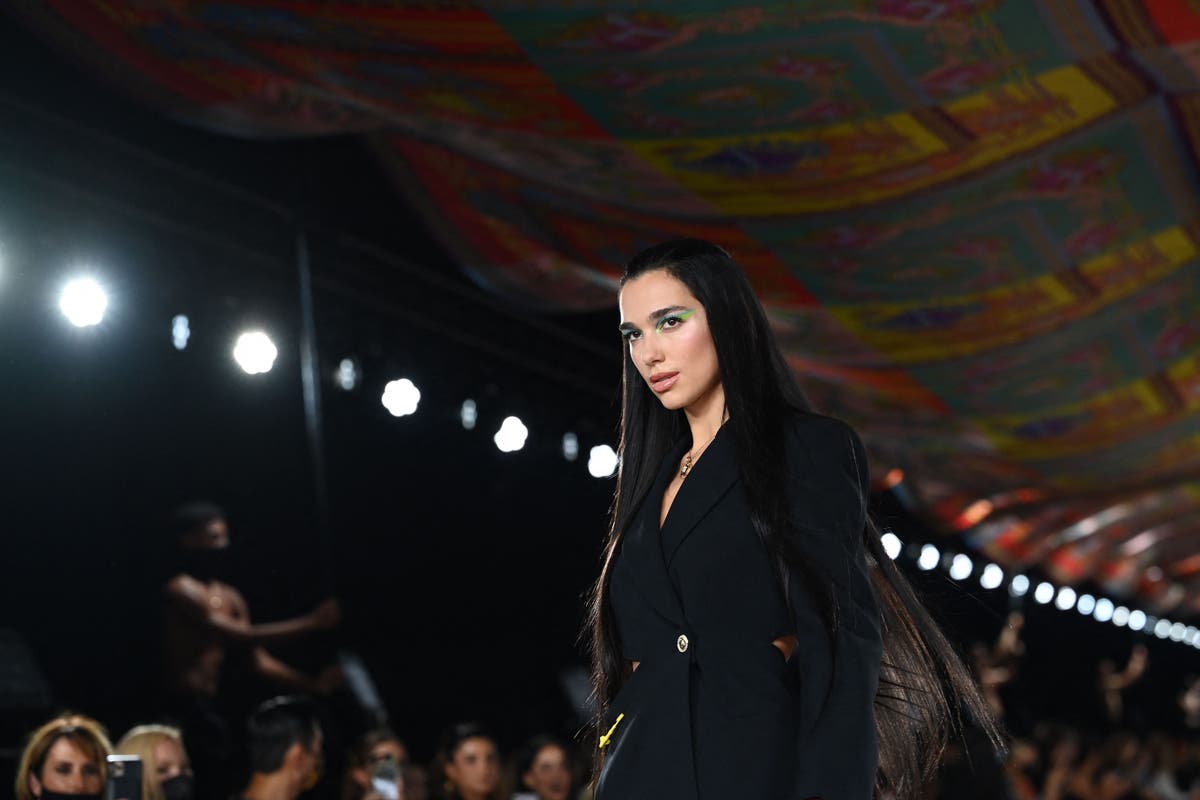 Milan Fashion Week 2021: Dua Lipa, Gigi Hadid, Naomi Campbell model