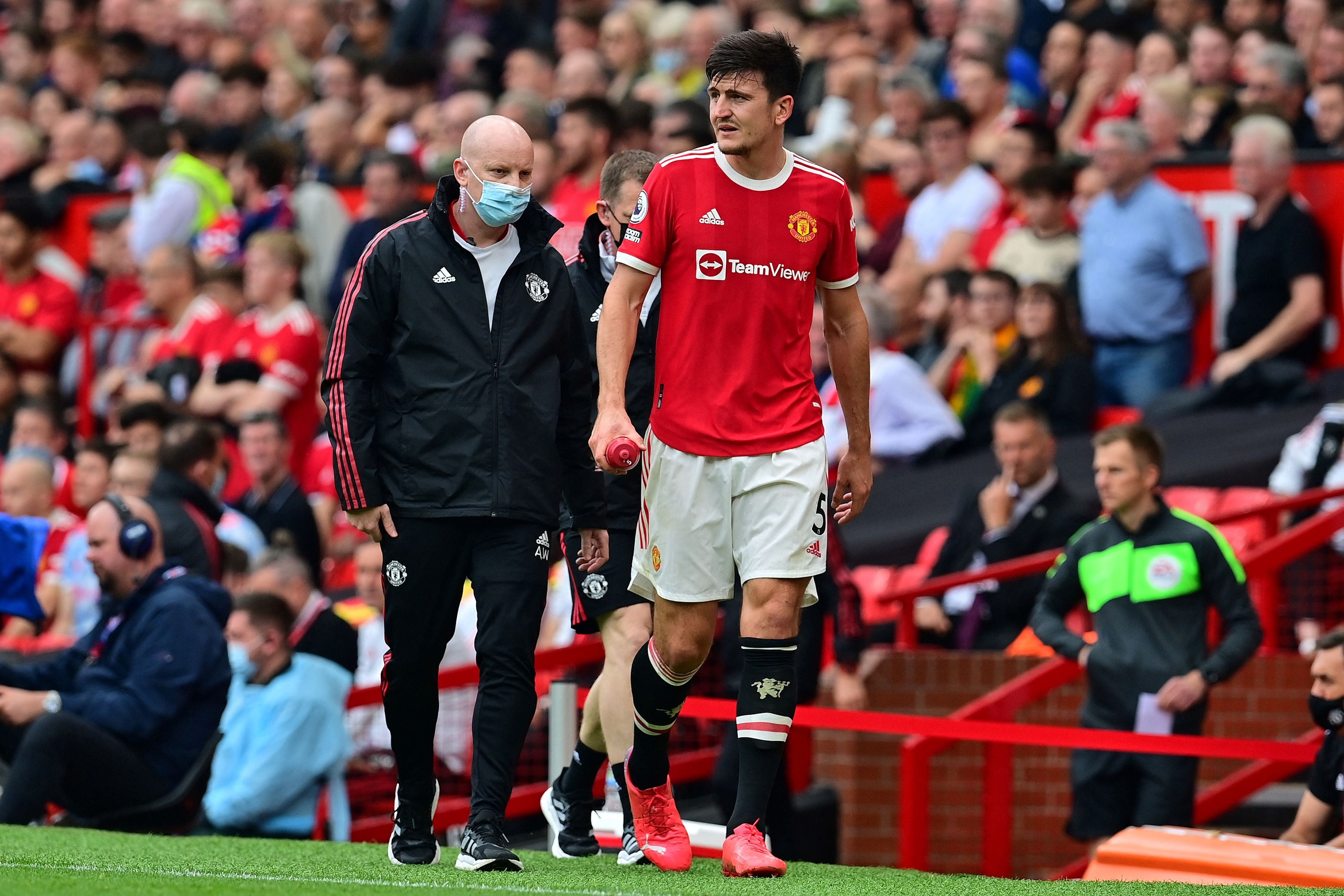 Harry Maguire appeared to suffer a calf injury