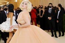 Billie Eilish says she dyed her hair blonde because she wanted anonymity