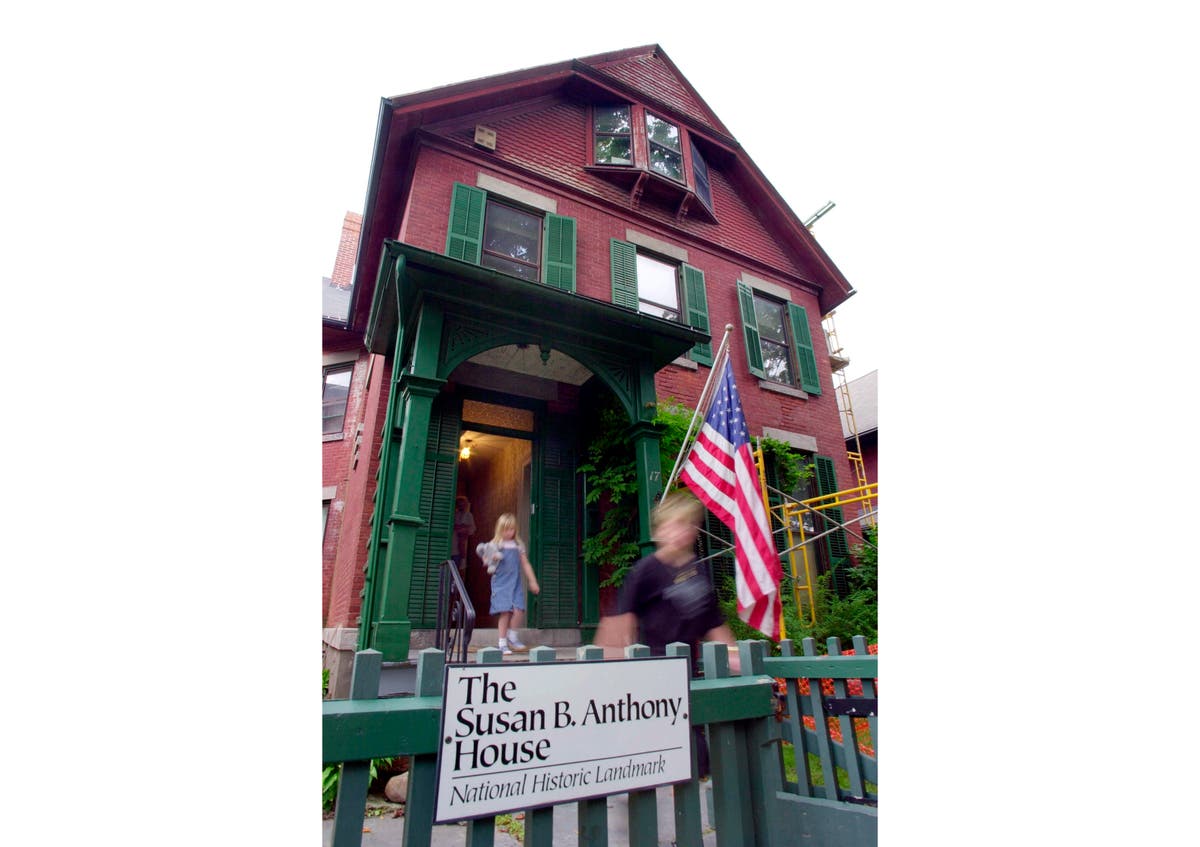 Officials investigate fire at Susan B. Anthony home, museum