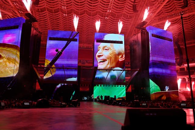 <p> A tribute to Charlie Watts of The Rolling Stones before the 2021 "No Filter" tour opener</p>