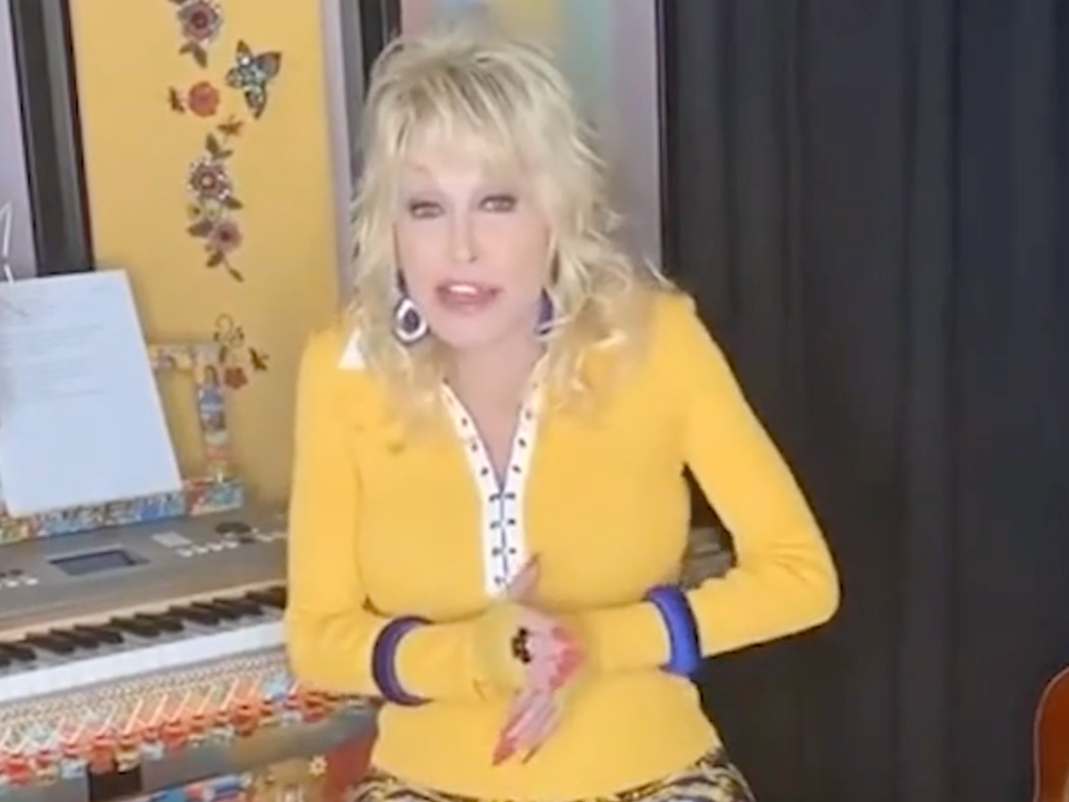 Fake Dolly Parton TikTok account dupes internet