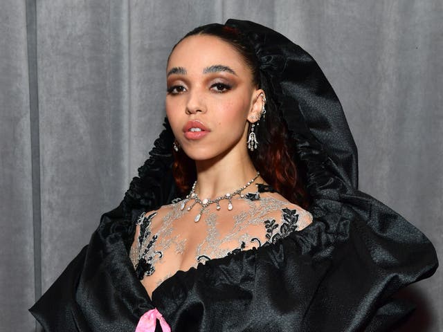 <p>FKA Twigs at the 62nd Grammy Awards</p>