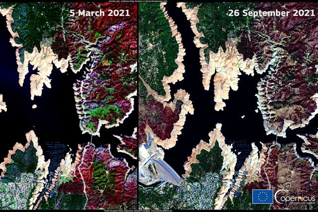 <p>These two images on 5 March (left) and 26 September 2021 (right) provide evidence of the decrease in Lake Oroville’s water level, which in March was at 54% of its capacity and at the end of September was at only 22%</p>