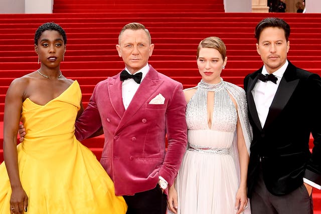 <p>Lashana Lynch, Daniel Craig, Léa Seydoux, and Cary Joji Fukunga at the world premiere of ‘No Time To Die’ at the Royal Albert Hall on 28 September 2021</p>