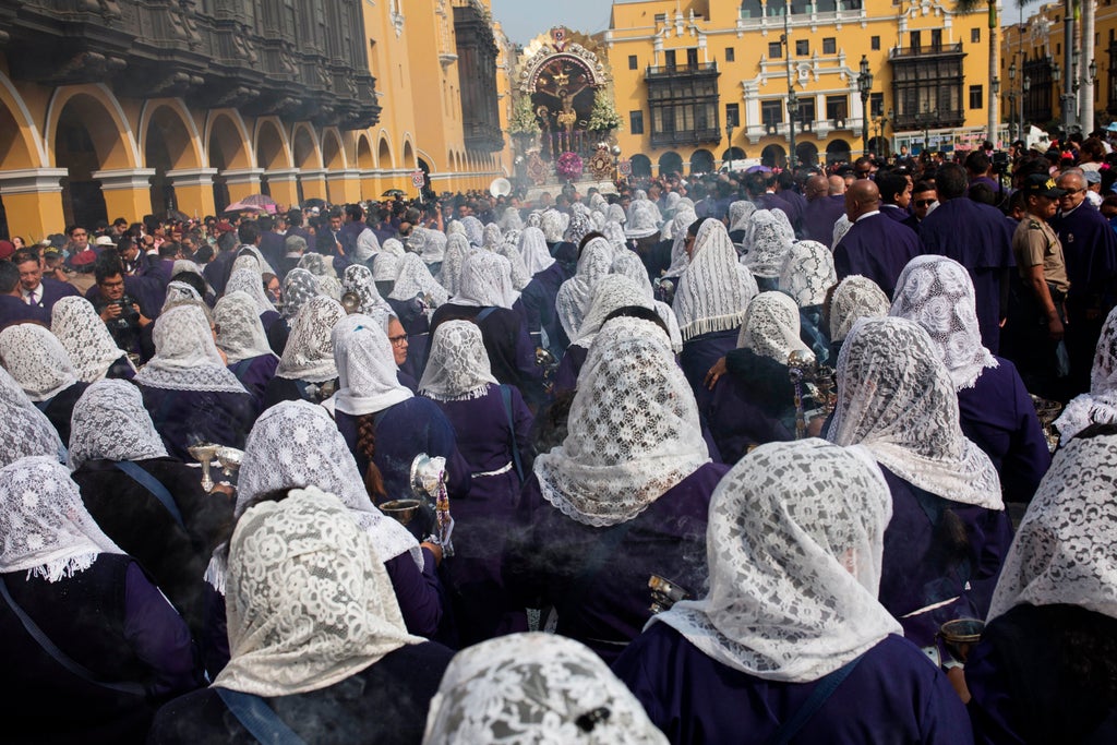 Peru's 'Lord of Miracles' procession canceled amid pandemic