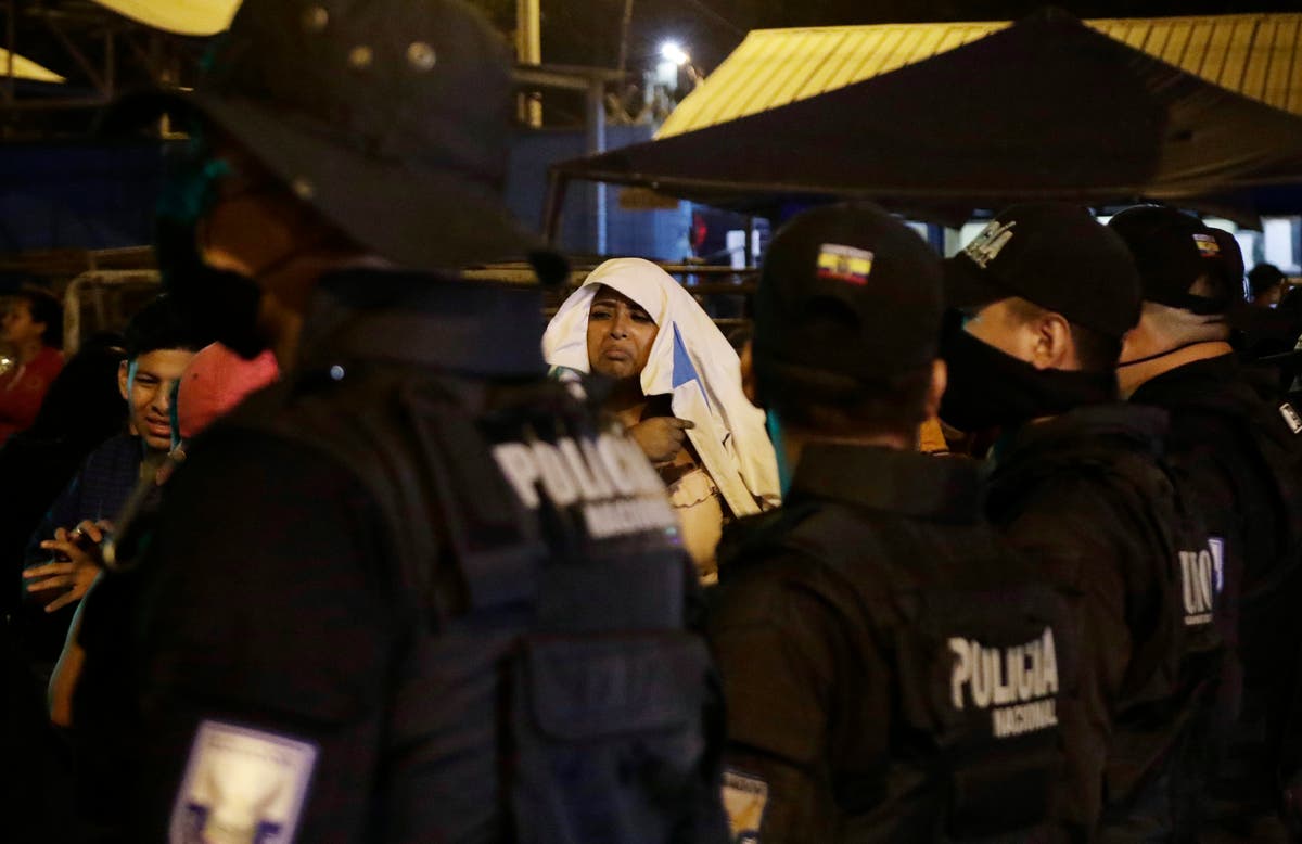 Gang clash at Ecuador prison kills 24 inmates and injures 48