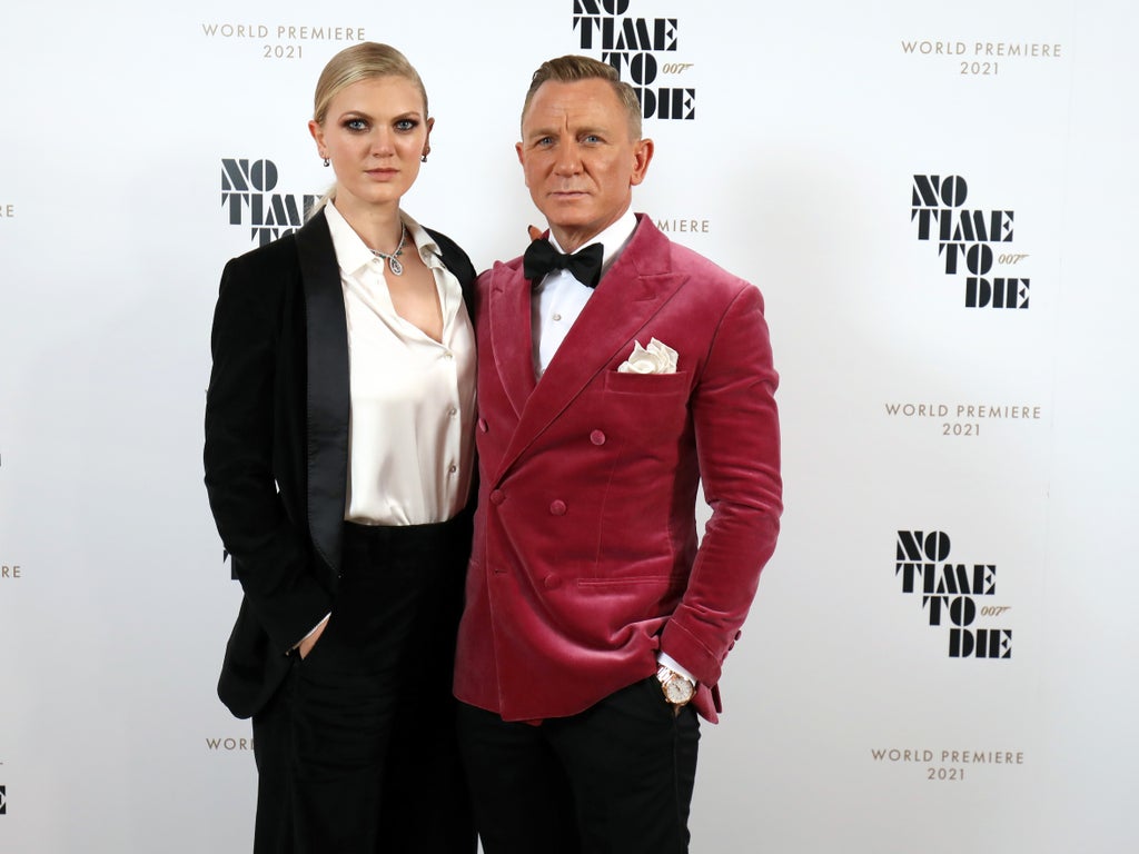 Daniel Craig attended No Time To Die premiere with daughter Ella