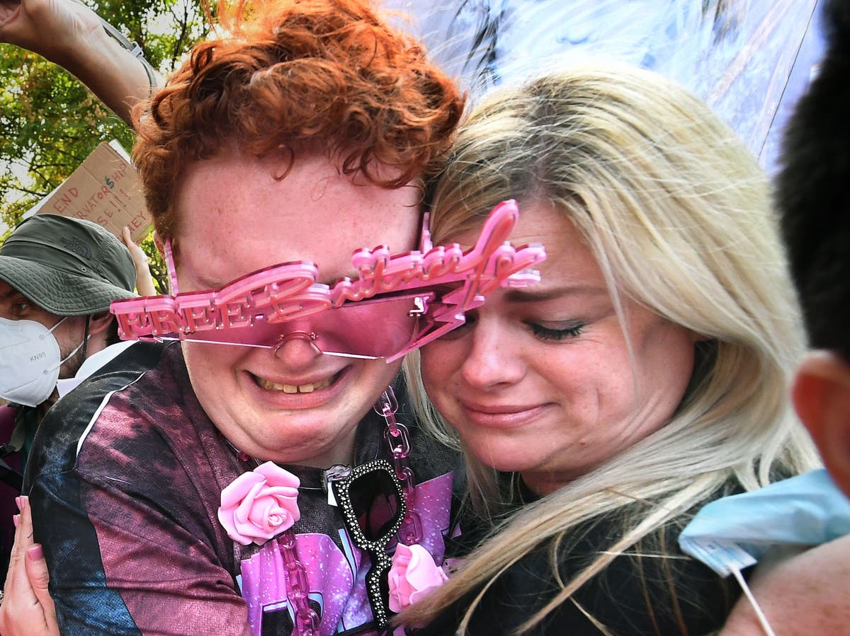 ‘We were screaming our heads off’: Jubilant Britney Spears supporters outside court celebrate idol’s victory over her father
