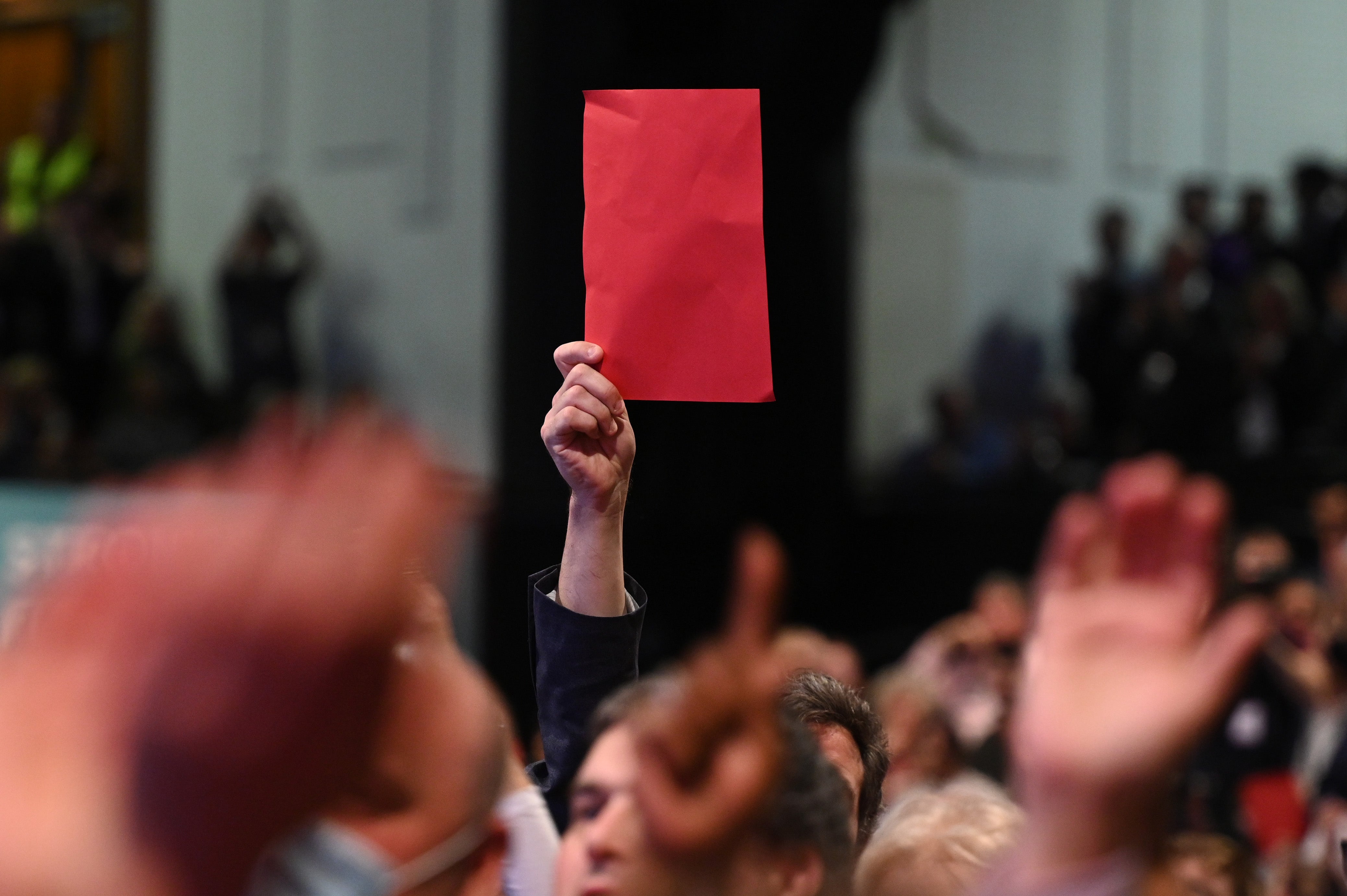 Keep the red card flying high... more anti-Starmer sentiment during his speech