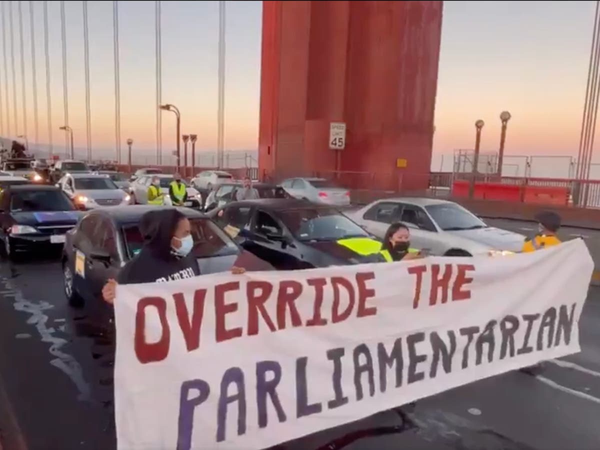 Protesters block Golden Gate Bridge demanding Senate Democrats protect immigrant families