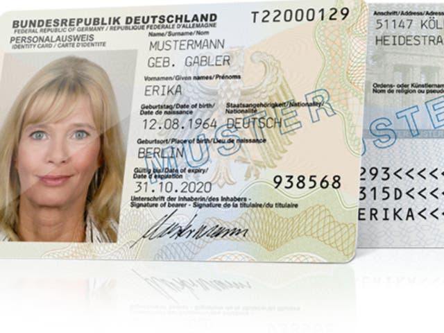 <p>Dodgy document? A German national identity card</p>