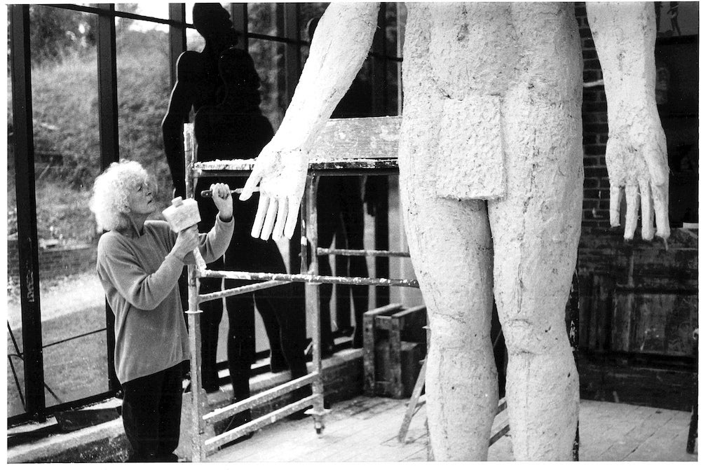 Frink working on her ‘Risen Christ’ sculpture in 1993