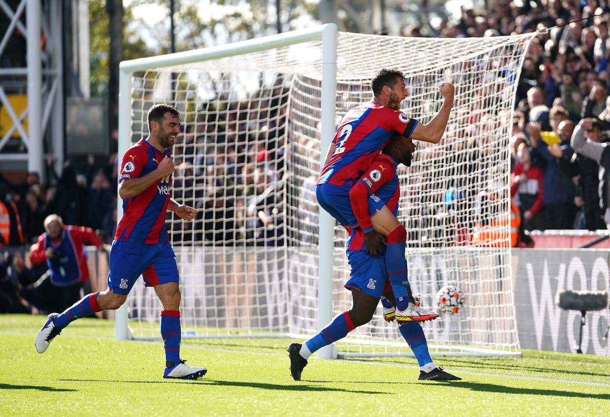 Crystal Palace come from two goals down to deny Leicester victory