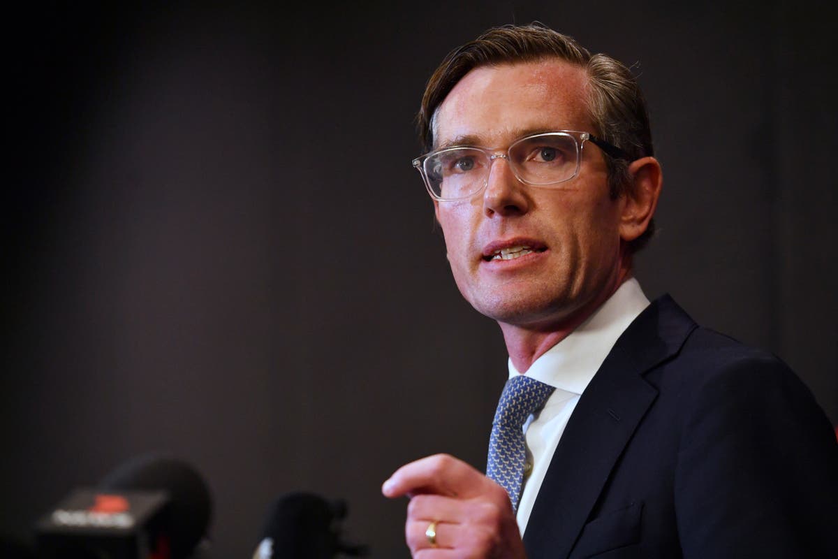 New Australian state leader sticks to lockdown timetable