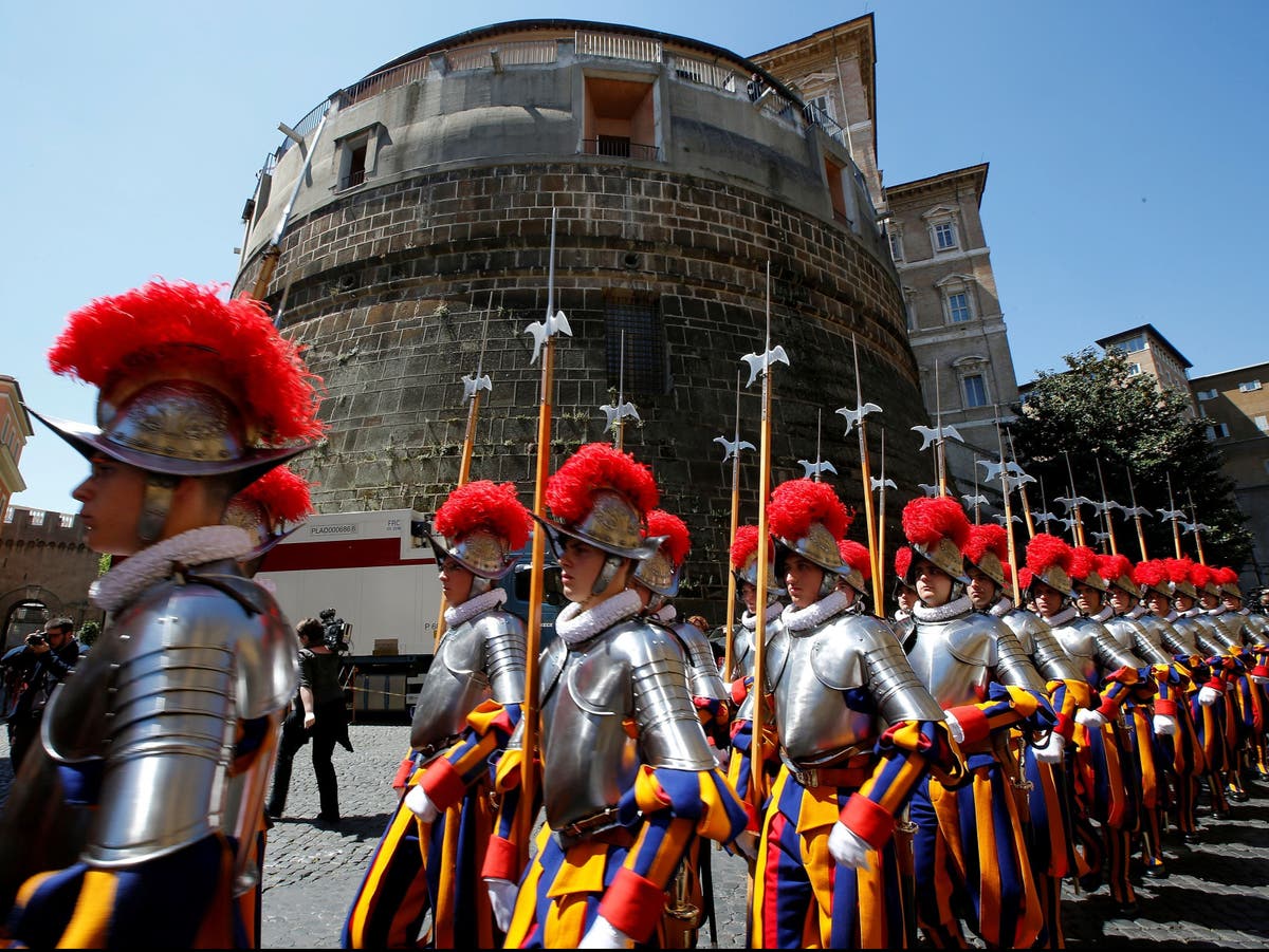 Three Vatican Swiss Guards &lsquo;resign over request to get Covid vaccine&rsquo;