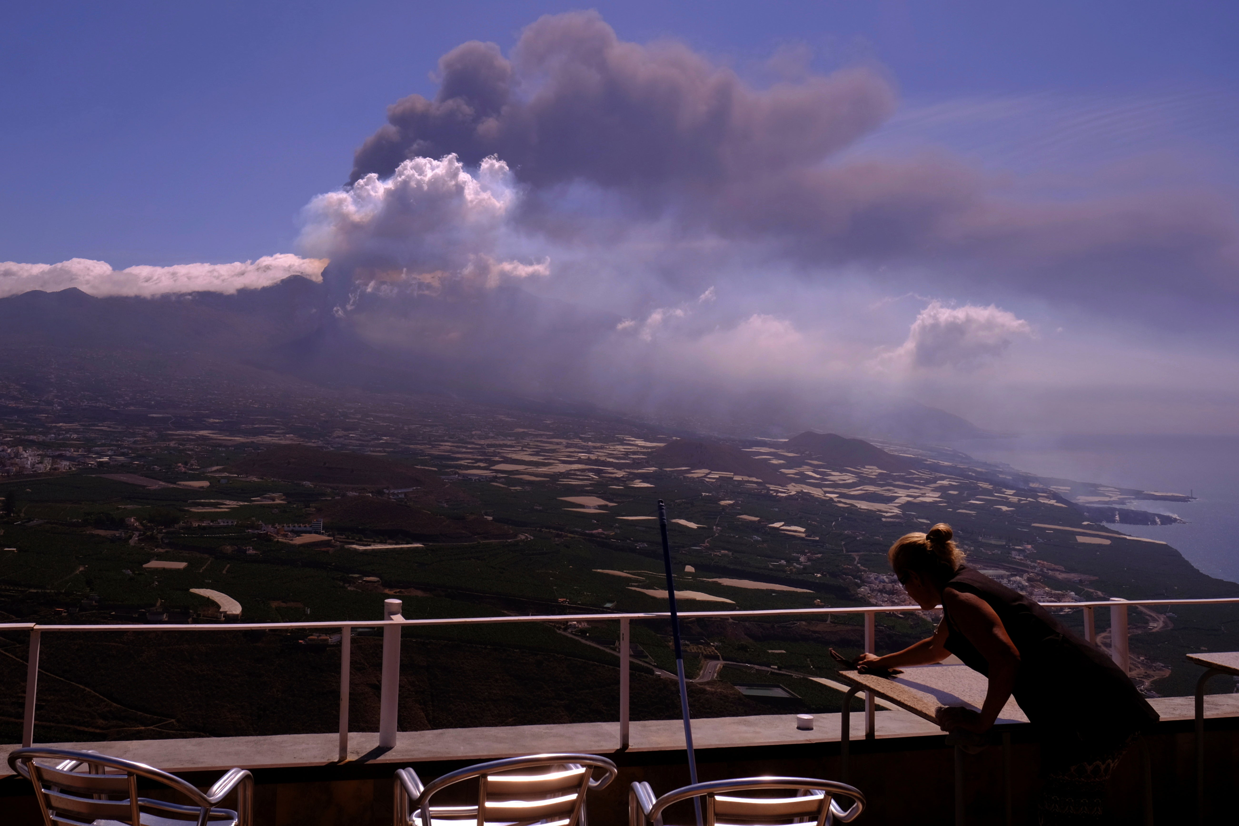APTOPIX Spain Volcano