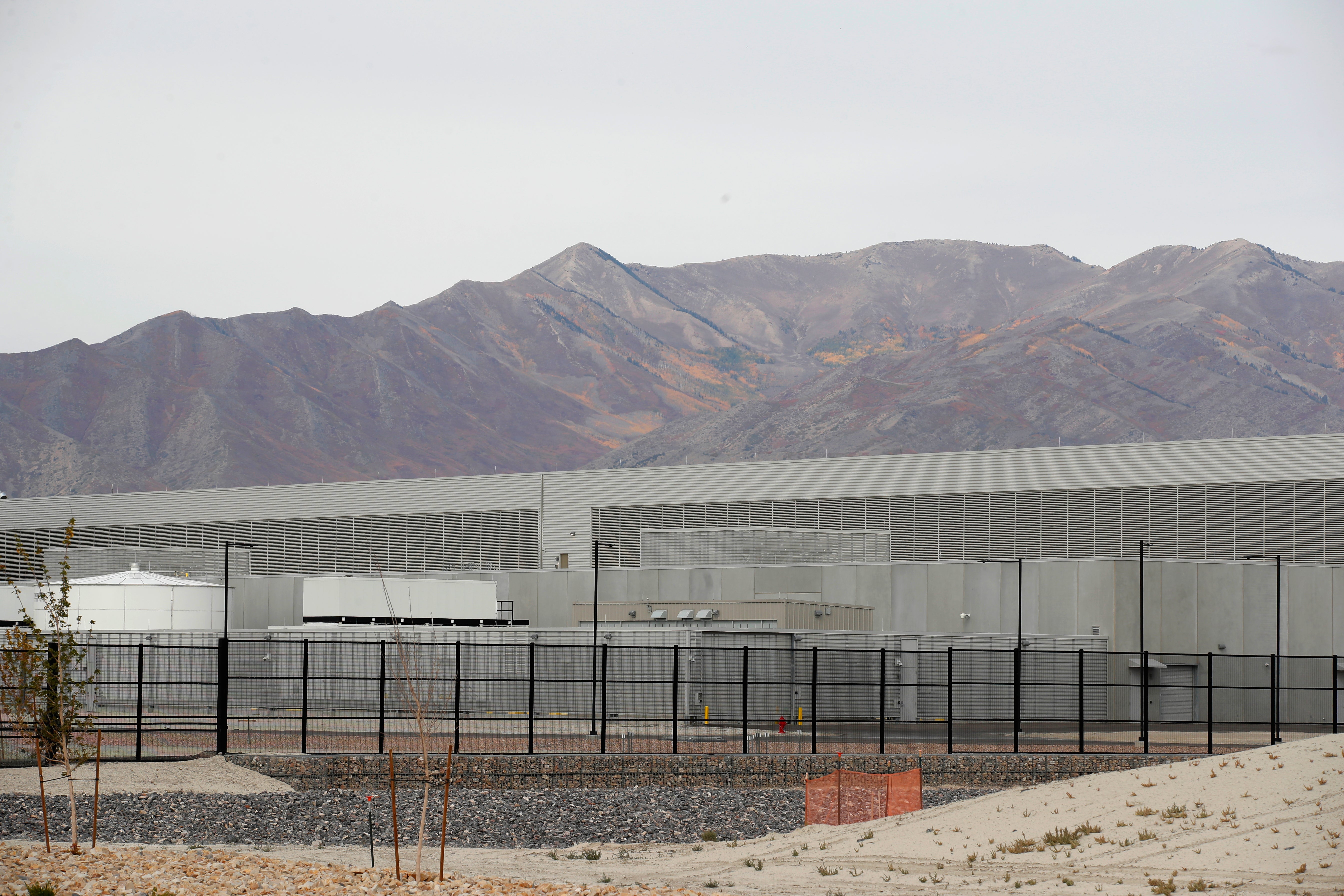 Two phases of the newly completed Facebook data centre sit at the base of mountains in the Rush Valley on 5 October 2021 in Eagle Mountain, Utah. Facebook was shut down yesterday for more than seven hours reportedly due in part to a major disruption in communication between the company's data centres