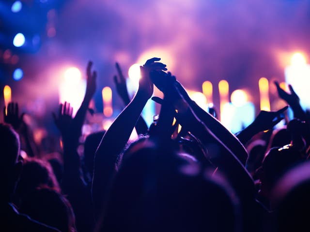 <p>Covid passes for entry into nightclubs and mass events will be introduced in Wales after a technical blunder saw a Tory politician fail to vote.</p>