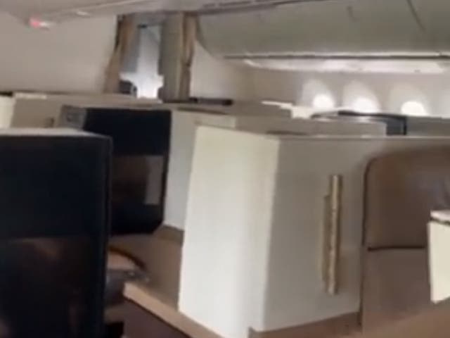<p>Passenger shared video of the empty cabin</p>