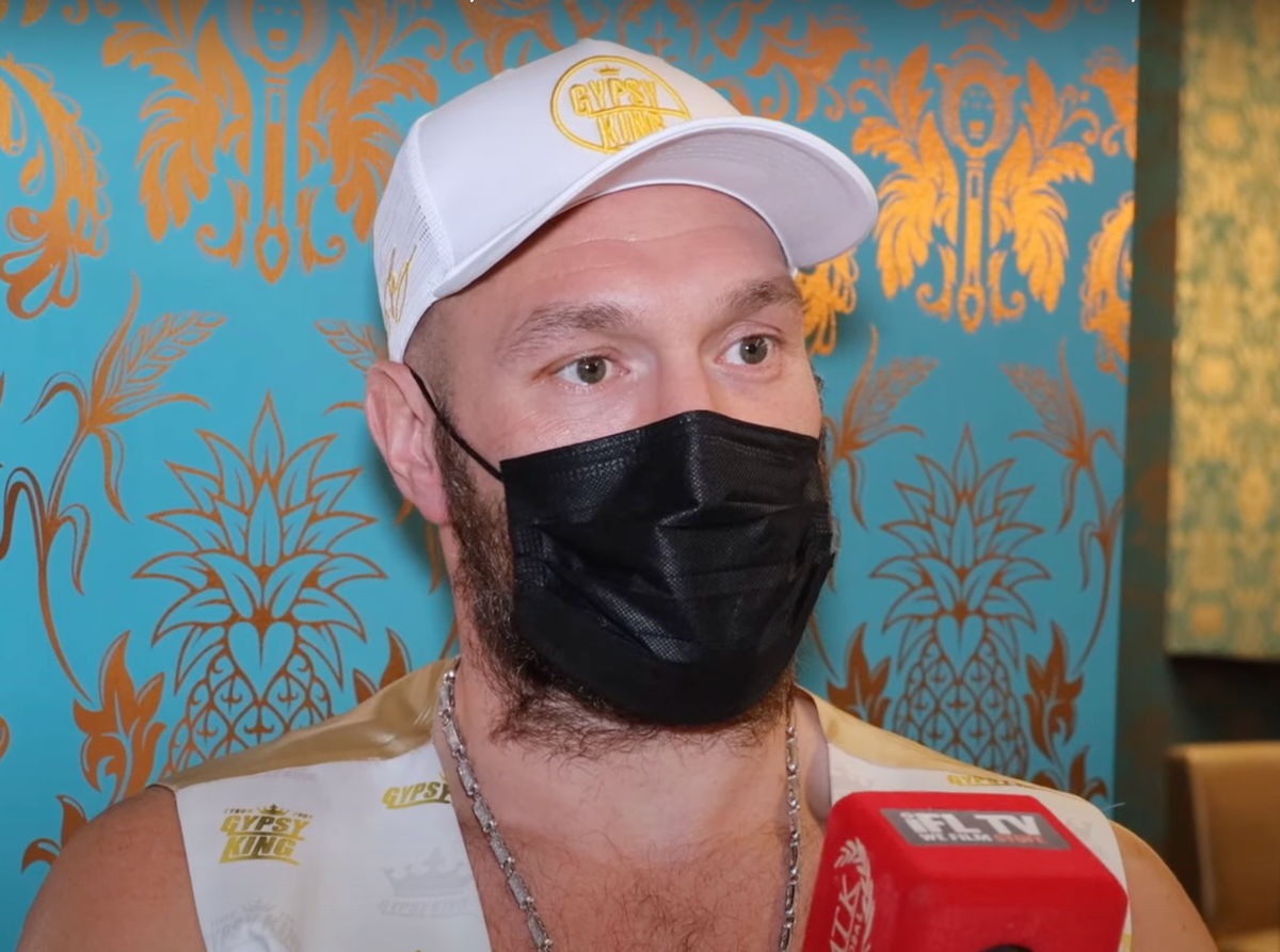 Tyson Fury offers to train Anthony Joshua for Oleksandr Usyk rematch