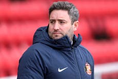 Sunderland boss Lee Johnson warns against use of ‘highly addictive’ snus in football