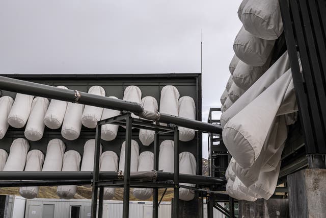 Orca, la máquina de eliminación de CO2 más grande del mundo, se encuentra en Islandia