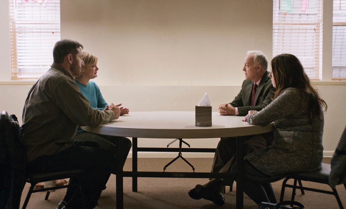 4 actors, 1 room unspool a shooting&rsquo;s aftermath in &lsquo;Mass&rsquo;