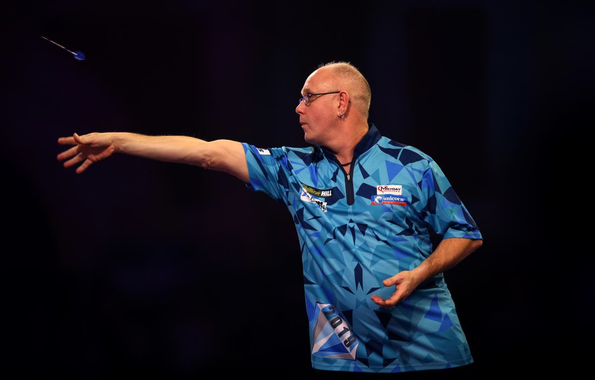 Ian White battles back from two sets down to beat Darius Labanauskas