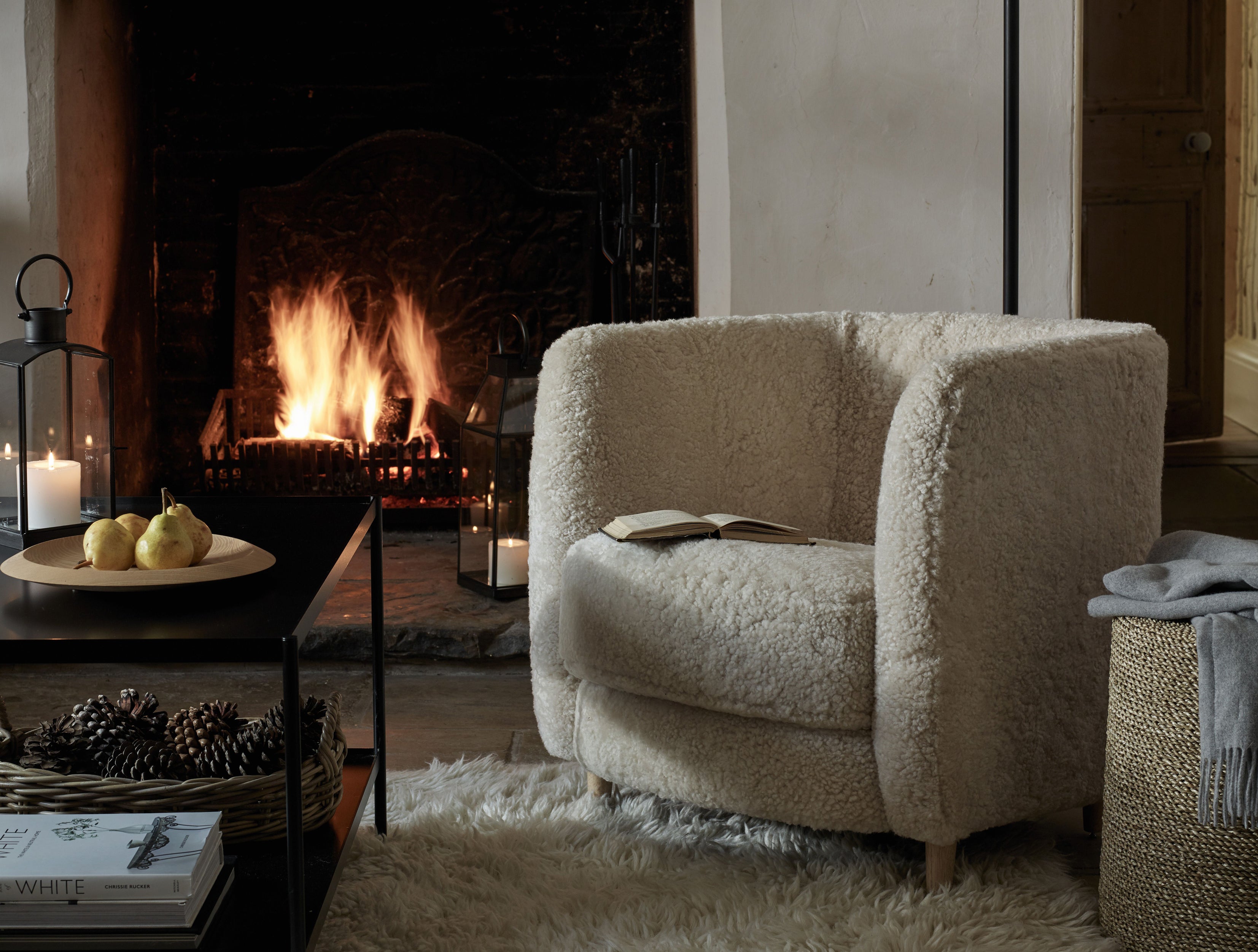 White company sheepskin chair new arrivals