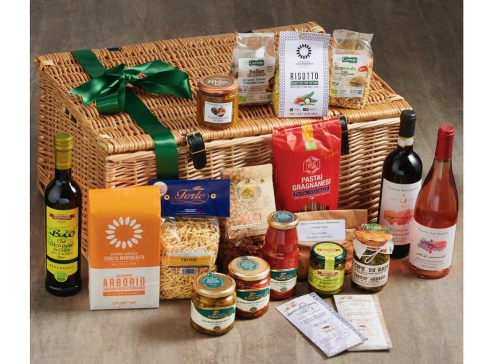 Best Vegan Christmas Hamper 21 Plant Based Chocolate Wine Beer And More The Independent Best Vegan Christmas Hamper 21 Plant Based Chocolate Wine Beer And More The Independent