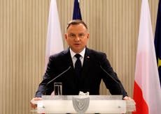 Poland's president urges EU to stop Belarus migrant 'push'