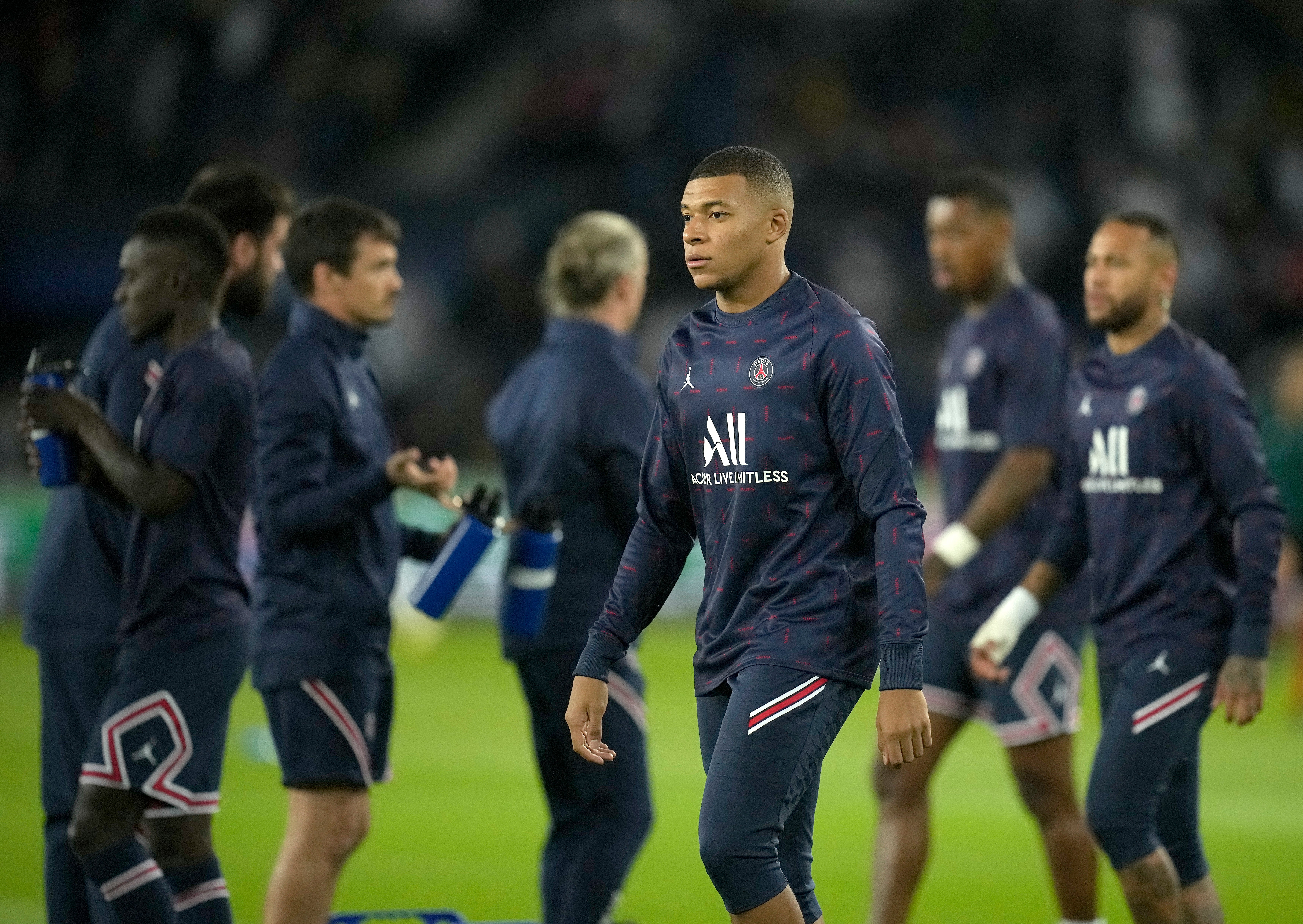 MUNDIAL DE CLUBES-APLAZAMIENTO