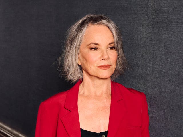 <p>Barbara Hershey: 'Una película sobre dos hombres se llama película. Una película sobre dos mujeres se llama película para chicas’. </p>