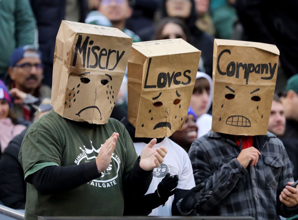 <p>New York Jets fans make light of their team’s turmoil</p>