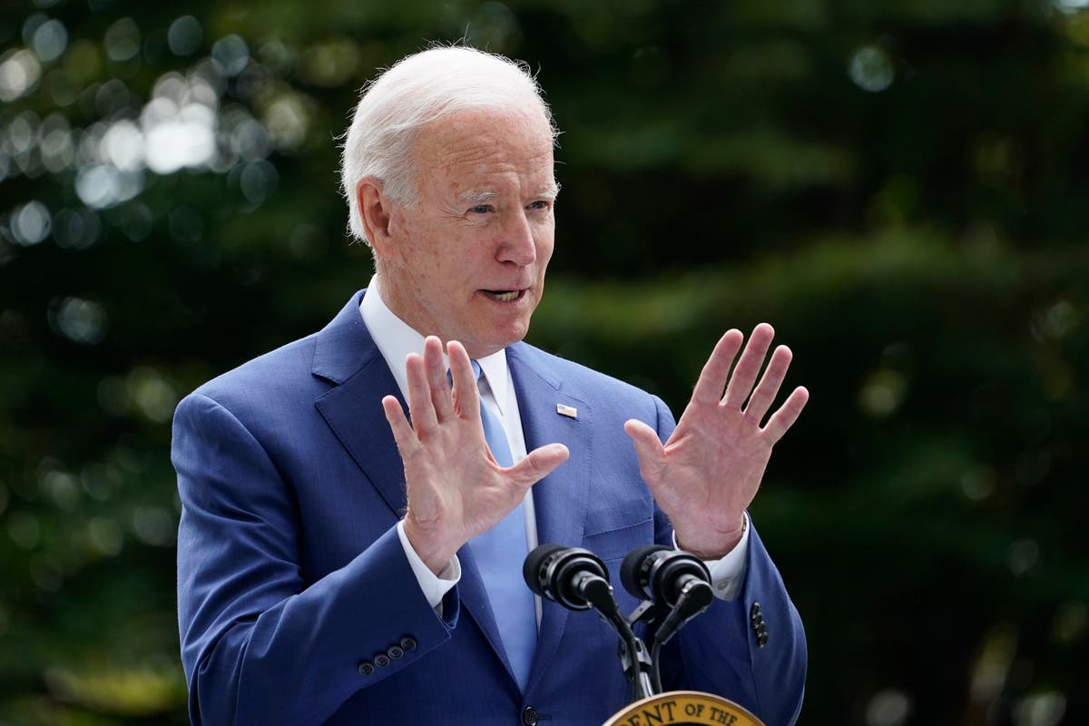 Analysis: Hiring slowdown menaces Biden despite upbeat talk