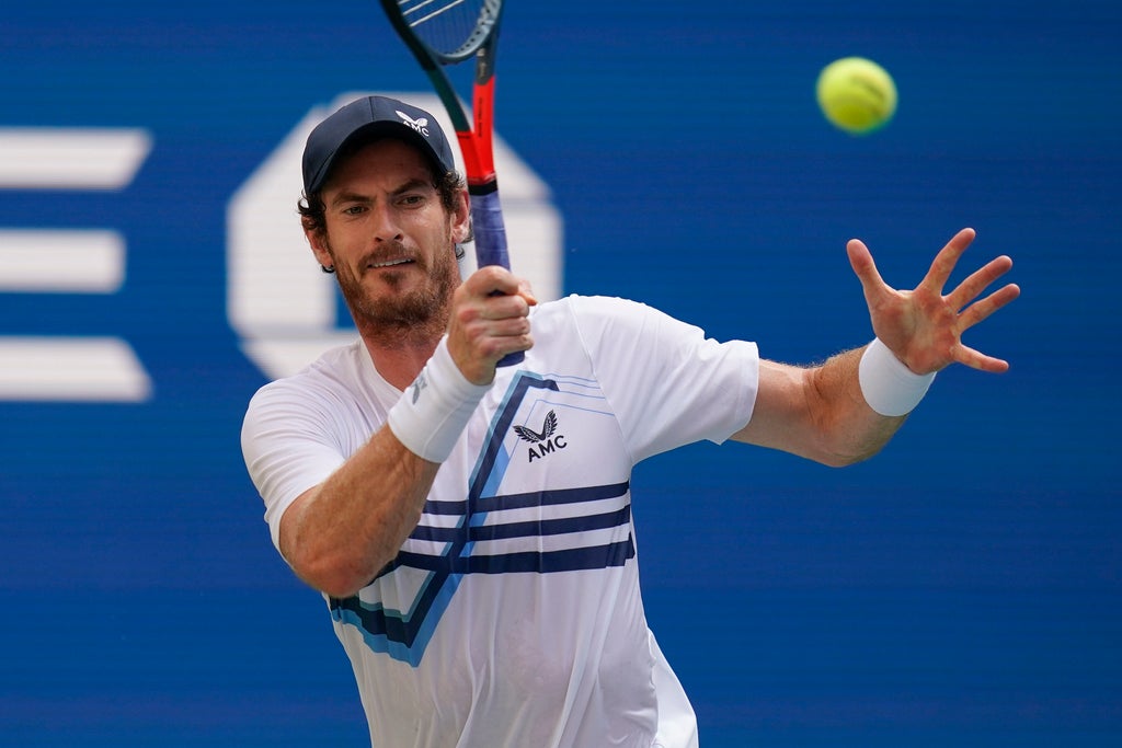 Andy Murray finds top form after recovering wedding ring in Indian Wells