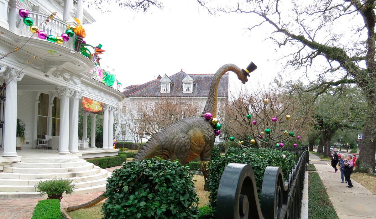 Mardi Gras 2022: House floats? Yes. Parades? Maybe.
