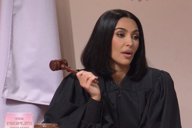 <p>Kim Kardashian in ‘People’s Court’ on SNL</p>