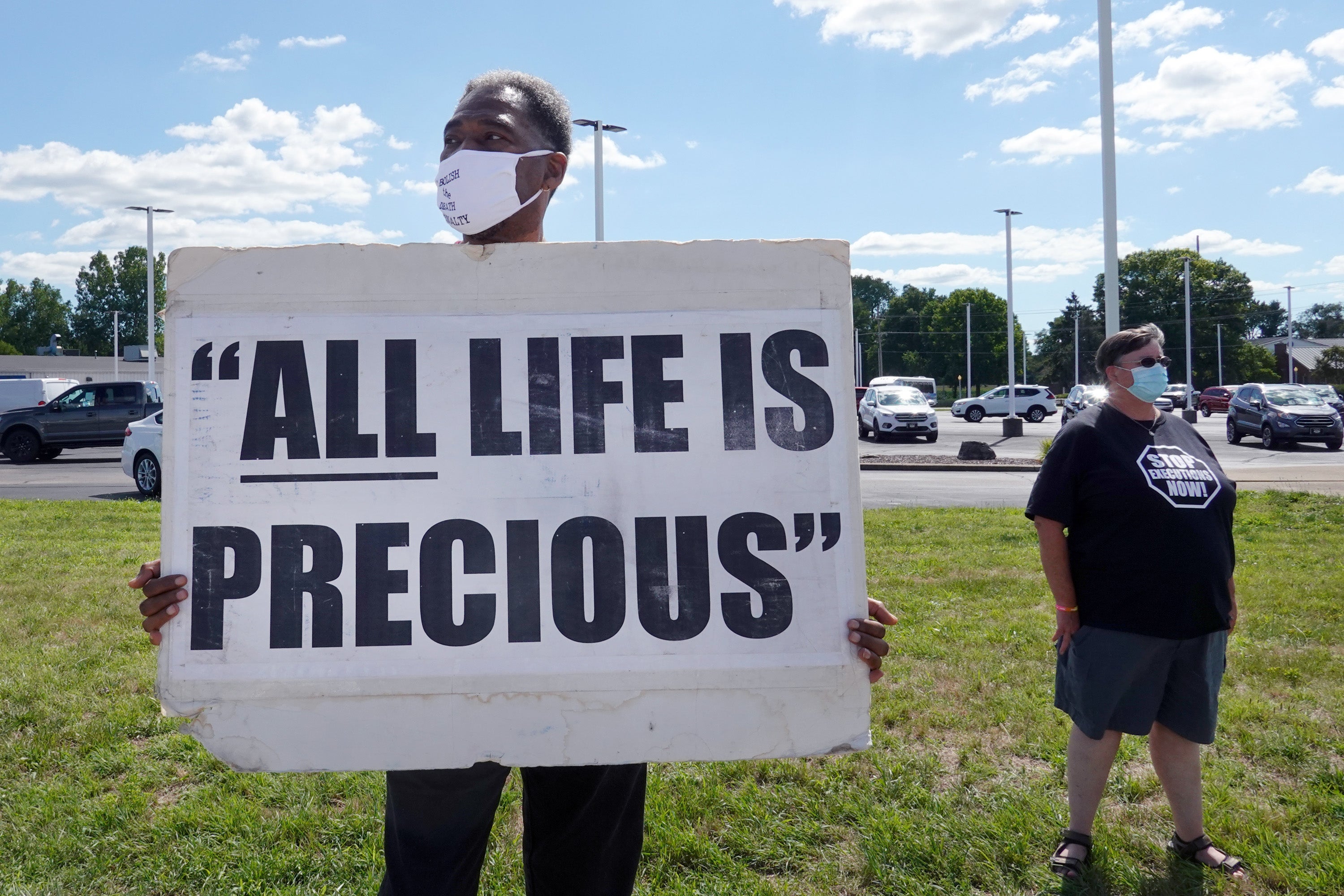 Sylvester Edwards expresses his opposition to the death penalty during a protest near the Federal Correctional Complex where Daniel Lewis Lee was scheduled to be executed on July 13, 2020 in Terre Haute, Indiana. (Photo by Scott Olson/Getty Images)