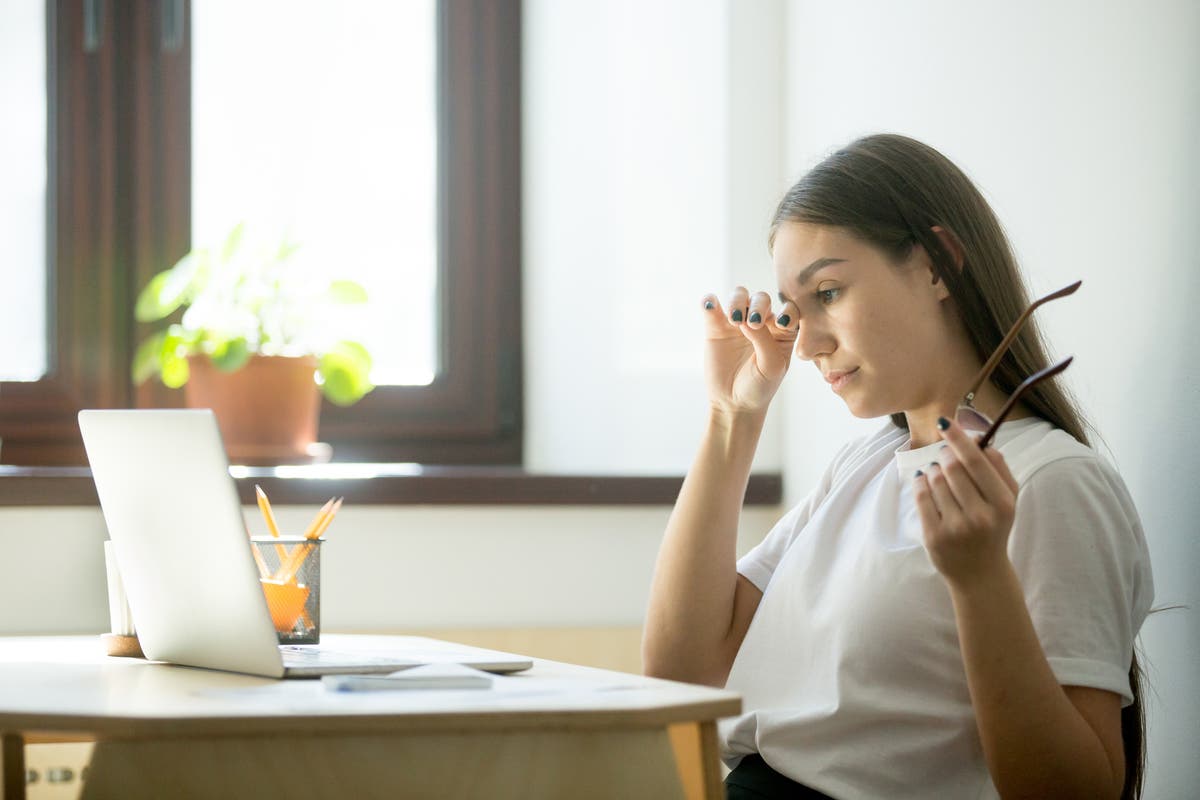 Staring at screens could mean half the world needs glasses by 2050 Staring at screens could mean half the world needs glasses by 2050