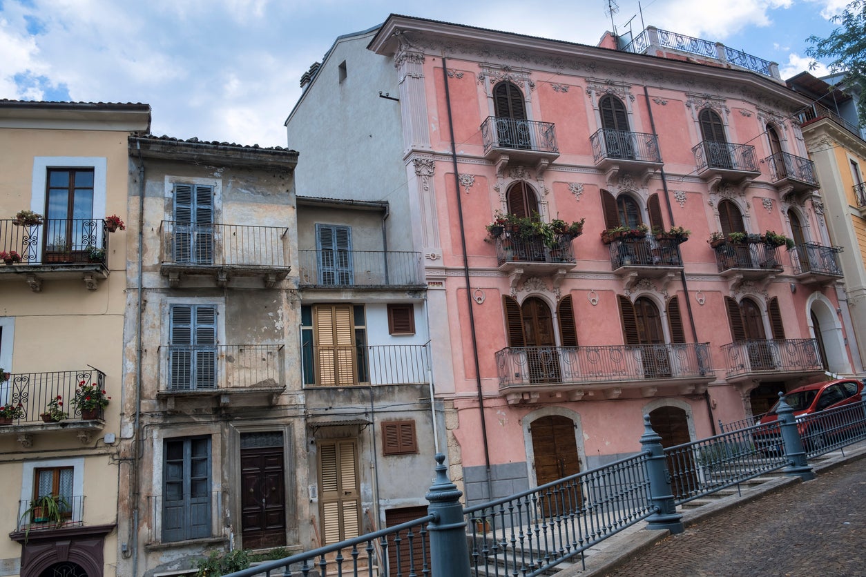 Pratola Peligna is selling off empty homes