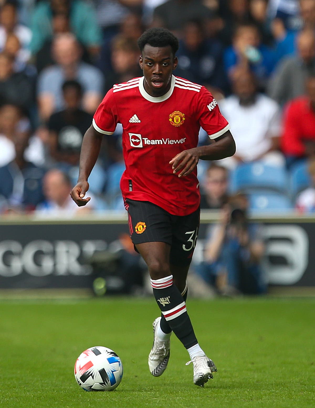 Manchester United’s Anthony Elanga ‘racially abused’ in Sweden Under-21s game Manchester United’s Anthony Elanga ‘racially abused’ in Sweden Under-21s game