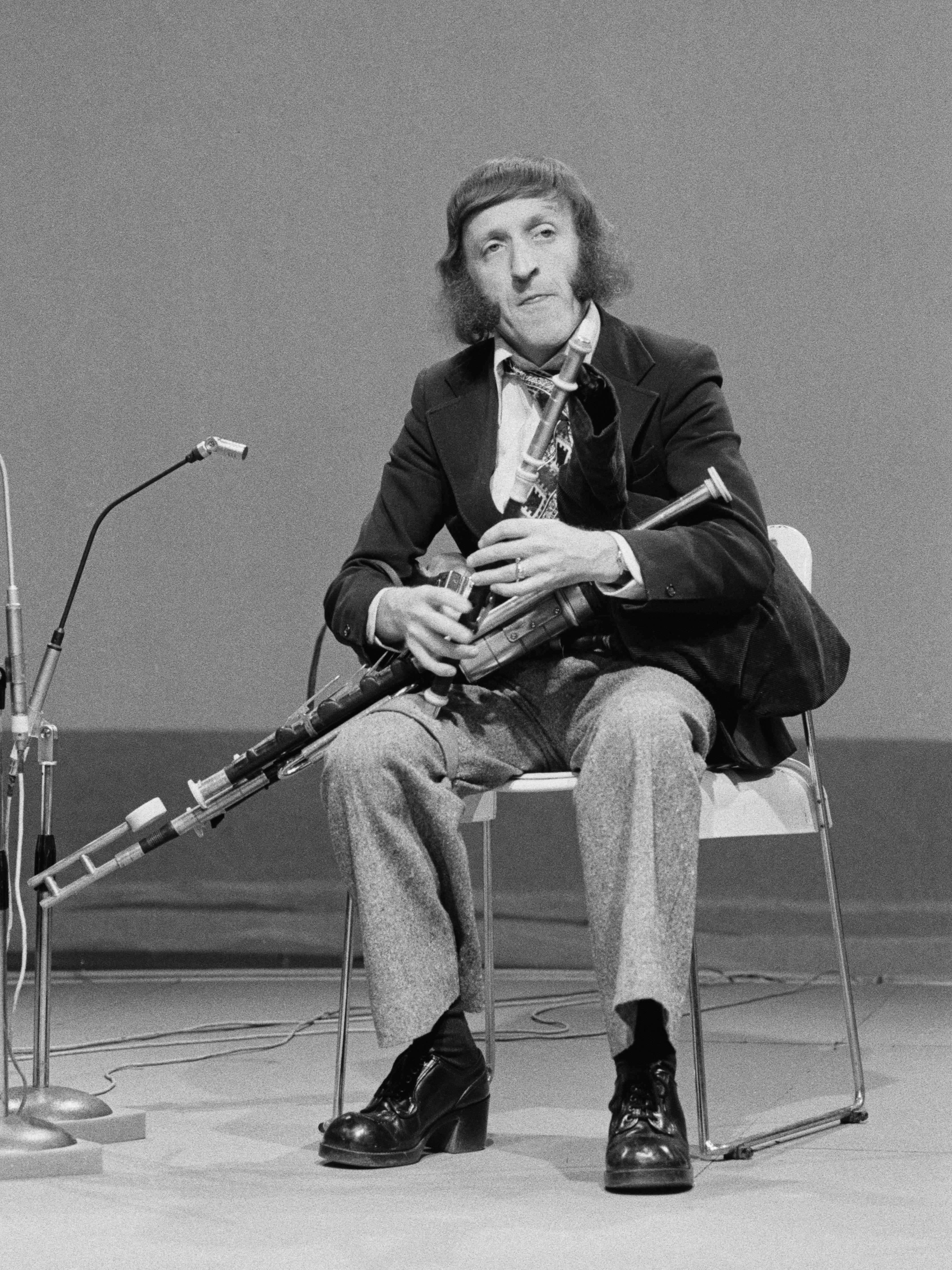 Moloney playing the uilleann pipes on a TV show in 1976
